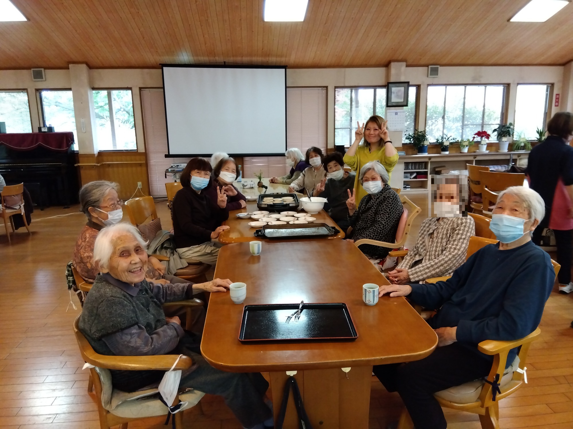 2024.10.26　デイおでかけの様子　コスモス畑へドライブ