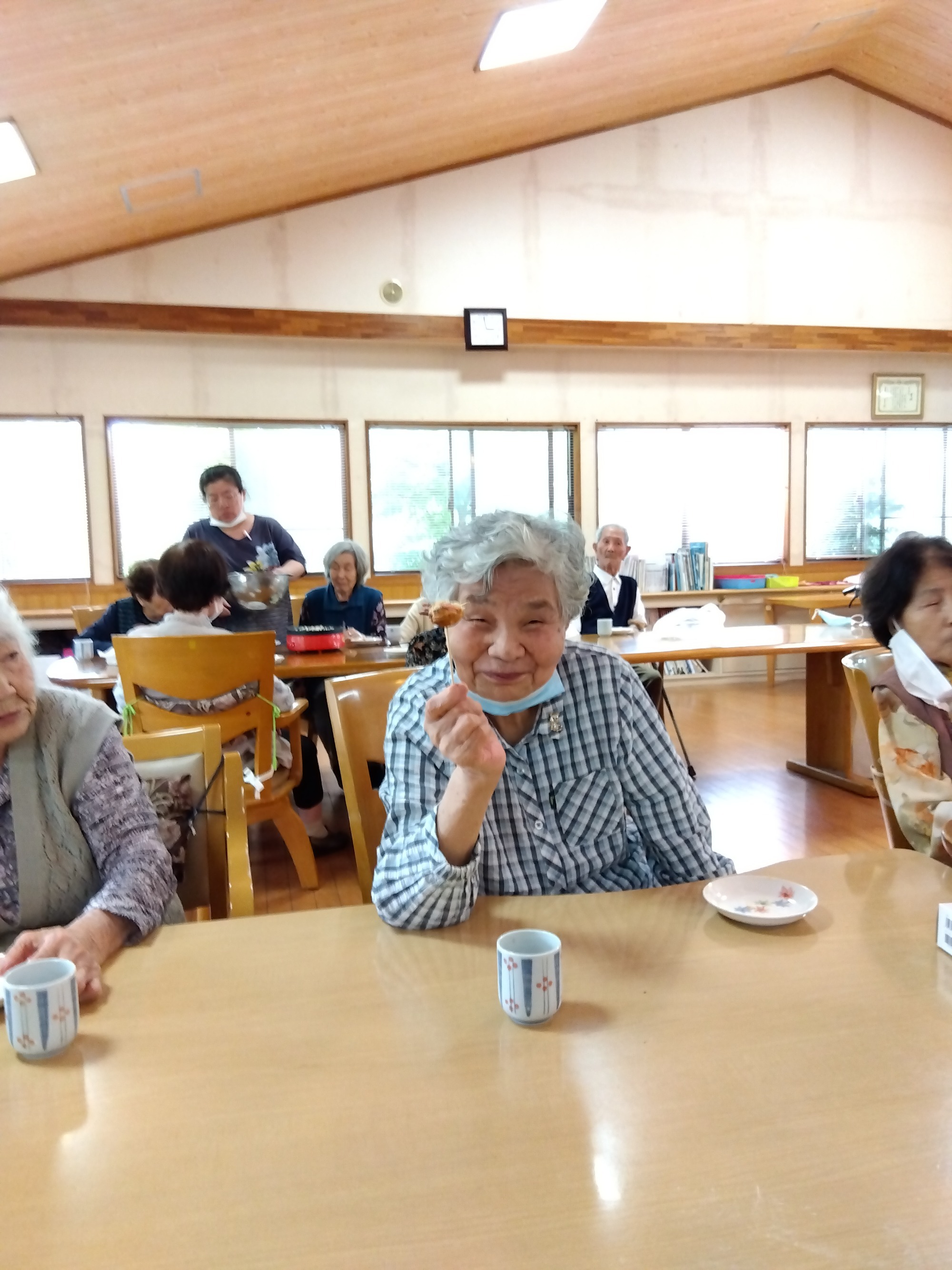 2024.10.26　デイおでかけの様子　コスモス畑へドライブ